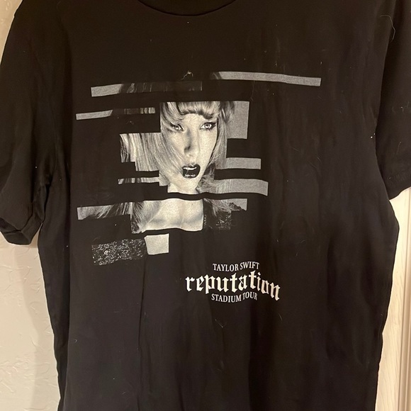taylor swift reputation tour shirt - Picture 1 of 2